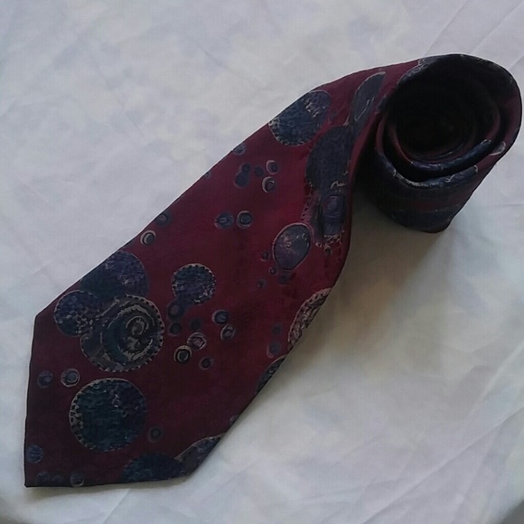 Tie - Picture 3 of 5
